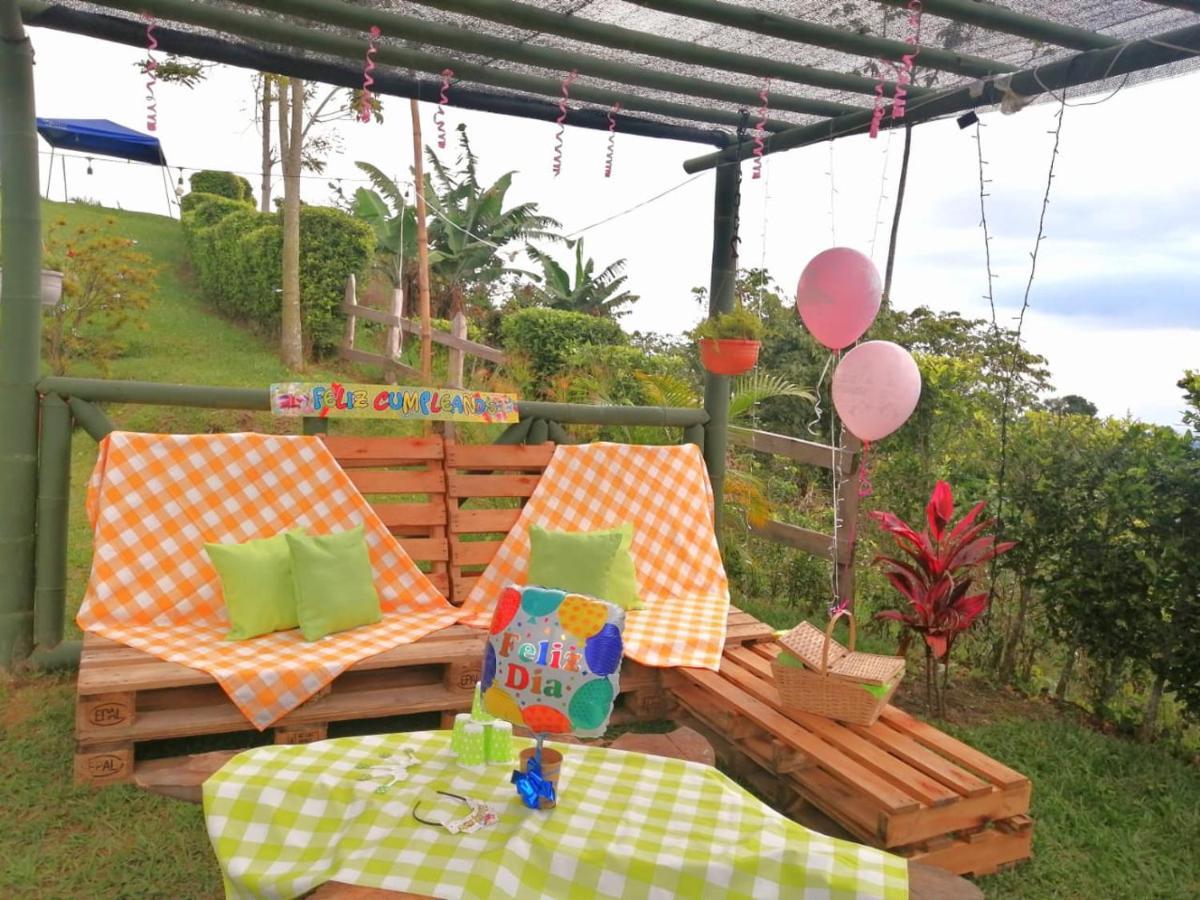 Finca Turistica Santa Clara Hostel กาลาร์กา ภายนอก รูปภาพ