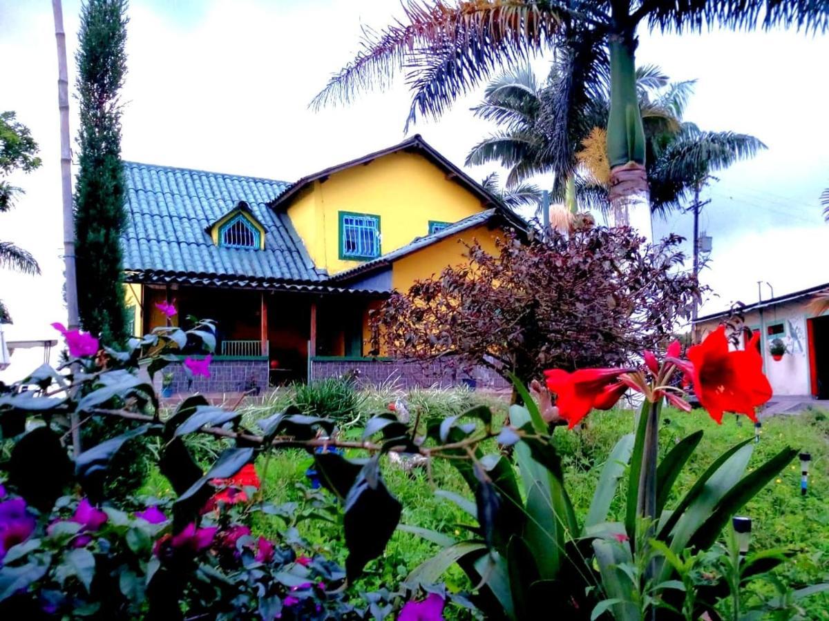 Finca Turistica Santa Clara Hostel กาลาร์กา ภายนอก รูปภาพ