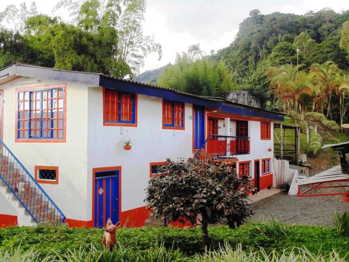 Finca Turistica Santa Clara Hostel กาลาร์กา ภายนอก รูปภาพ
